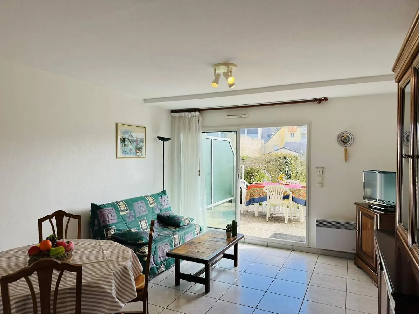 Appartement Centre Ville, Au Calme, Jardin. Quiberon